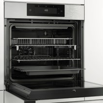 Haier Built-in Oven 60cm, 14 Function, Self-cleaning with Air Fry HWO60S14EPX4 hero image