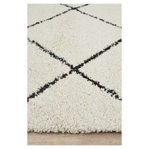 Rug Culture Saffron Medium White Rug 230X160CM - SAF22WHT230X160 hero image