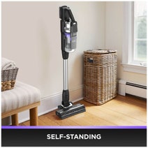 Black & Decker 18V Power Series Premier Pet Stick Vacuum Cleaner hero image