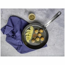 Tefal 30cm Unlimited Premium Non-Stick Induction Frypan G2560716 hero image