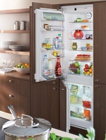 Liebherr SICN3066LH 279L Integrated Fridge hero image