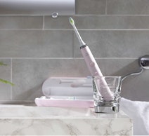 Philips HX9362-67 Sonicare DiamondClean Sonic Electric Toothbrush hero image