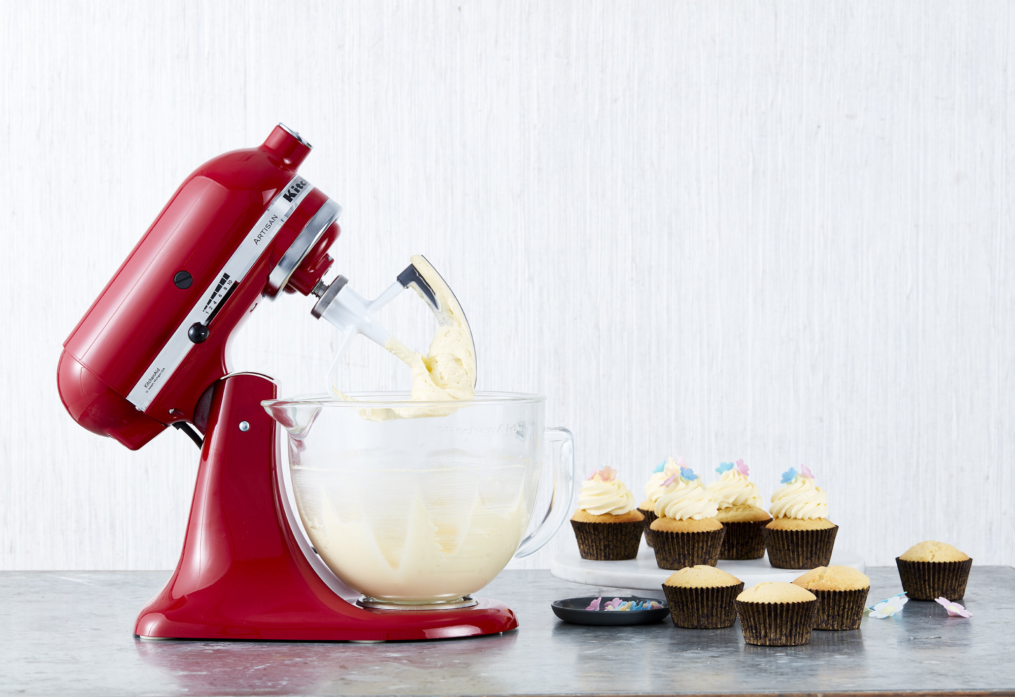 KitchenAid 5KSM150PSAER Artisan Stand Mixer Empire Red - 91010 hero image