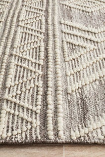 Rug Culture Hudson Medium Natural Rug 225X155CM - HUD-806-NAT-225X155 hero image