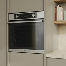 Haier 60cm Stainless Steel 500 Series Pyrolytic Oven with Air Fry HWO60S12EPX5 hero image