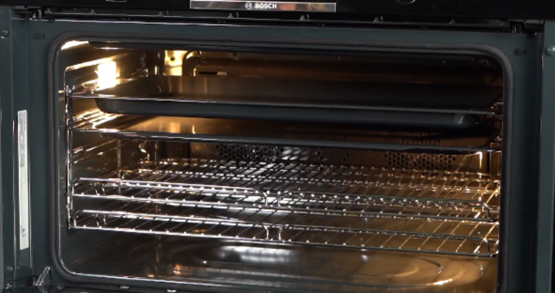 Bosch Serie 6 90cm Pyrolytic Built-in Oven VBD578FB0 hero image