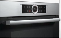 Bosch HBG6753S1A 60cm Serie 8 Pyrolytic Electric Built-In Oven hero image