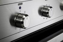 Delonghi 60cm Built-In XXL Lifestyle Multi Function Oven DEN8504 hero image