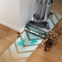 Shark PowerDetect Corded Upright AZ3900 hero image