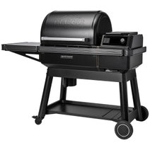 Traeger Ironwood Pellet Wood Grill Black TFB61RLGG hero image