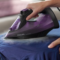 Philips 5000 Series Steam Iron Dark Purple DST5030-80 hero image