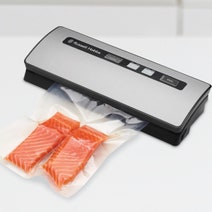Russell Hobbs Seal Fresh Vacuum Sealer with Seal Fresh Rolls RHVS1-RHVS6R hero image