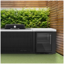 Everdure 60cm Single Door Beverage Centre Black EBC128B hero image