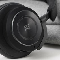 B&O BeoPlay H9 3rd Gen Wireless Bluetooth Noise Cancelling Headphones Matte Black 245323 hero image