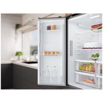 Westinghouse 564L French Door Fridge with Plumbed Water Dispenser and Ice Maker Matte Charcoal Black WQE5750BB hero image