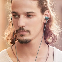 Sony MDREX750NAL High-Resolution Noise Cancelling Headphones hero image