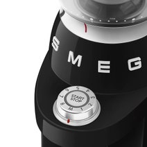 Smeg 50's Retro Style Coffee Grinder Black CGF03BLAU hero image