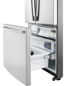 Westinghouse 605L French Door Fridge WHE6000SA hero image