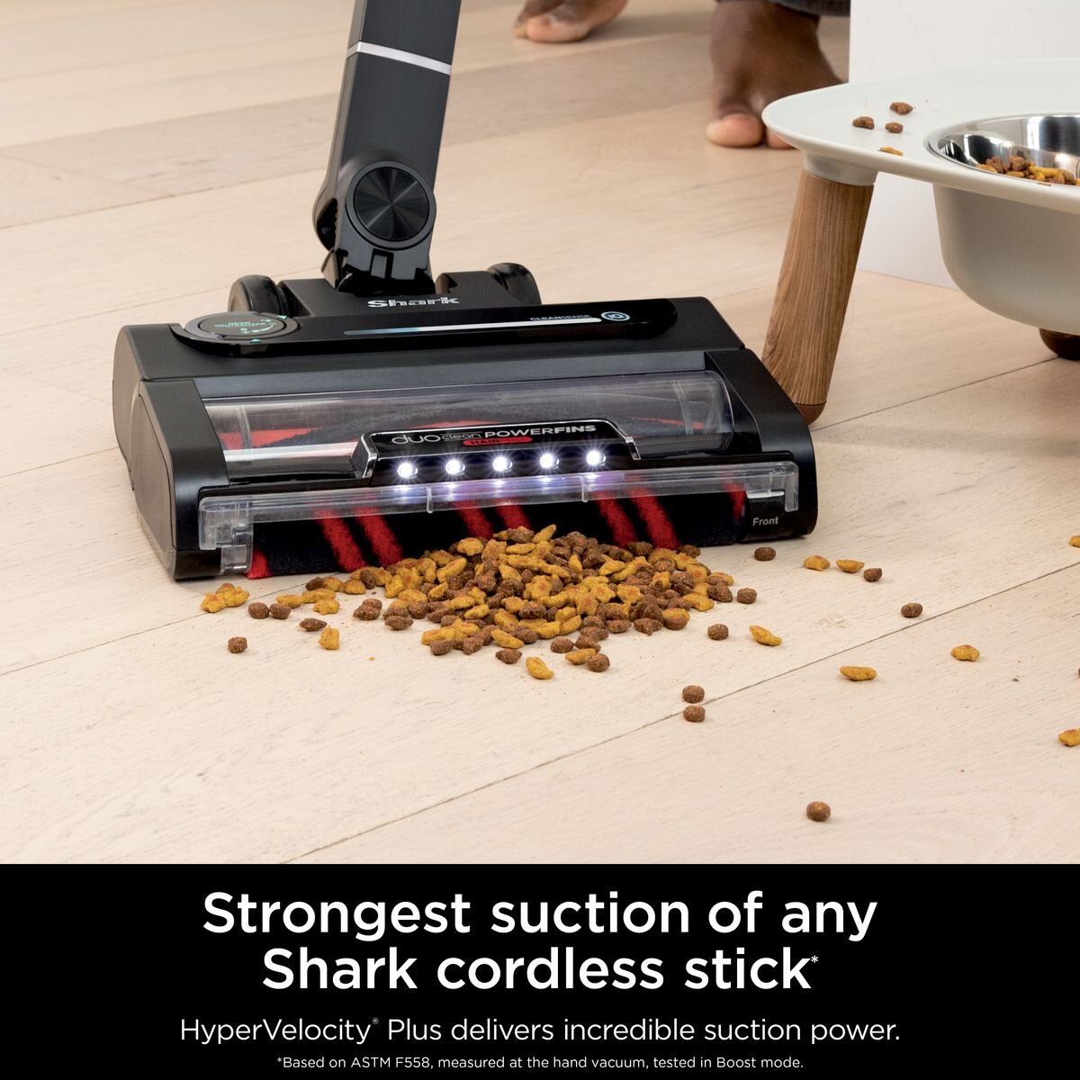 Shark Stratos Cordless Pet Pro Vacuum with Clean Sense IQ IZ400 hero image