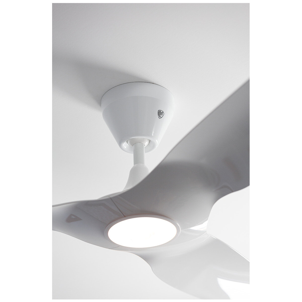 Big Ass Fans Haiku L White 52 Inch Ceiling Fan with LED 1595mm Drop Tube HAIKULW521595MMLED hero image
