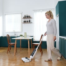 Hizero Cordless Hard Floor Cleaner F100 hero image