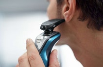 Philips S5420 AquaTouch Wet and Dry Electric Shaver hero image