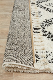 Rug Culture Saffron Medium White Rug 230X160CM - SAF-33-WHT-230X160 hero image