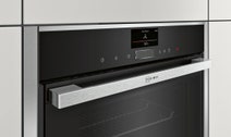 NEFF 60cm Pyrolytic Electric Built-In Oven with VarioSteam B57VS26N0B hero image