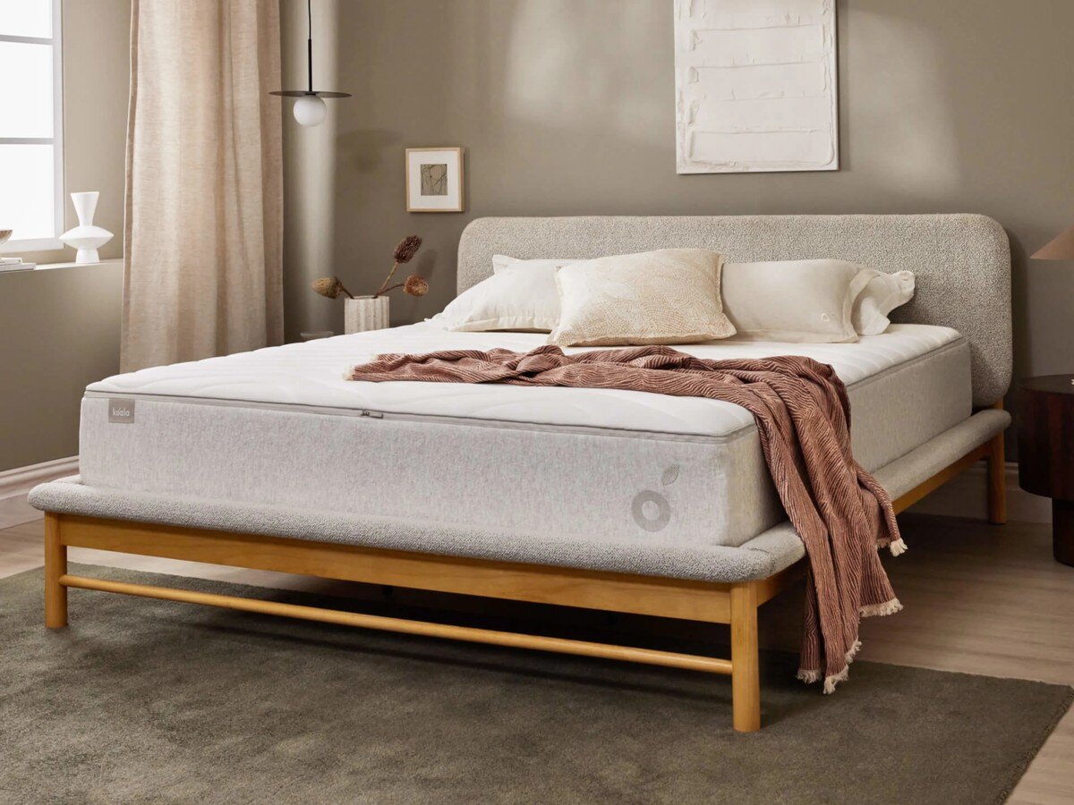 Koala Soul Mate Mattress Queen 101-0245 hero image