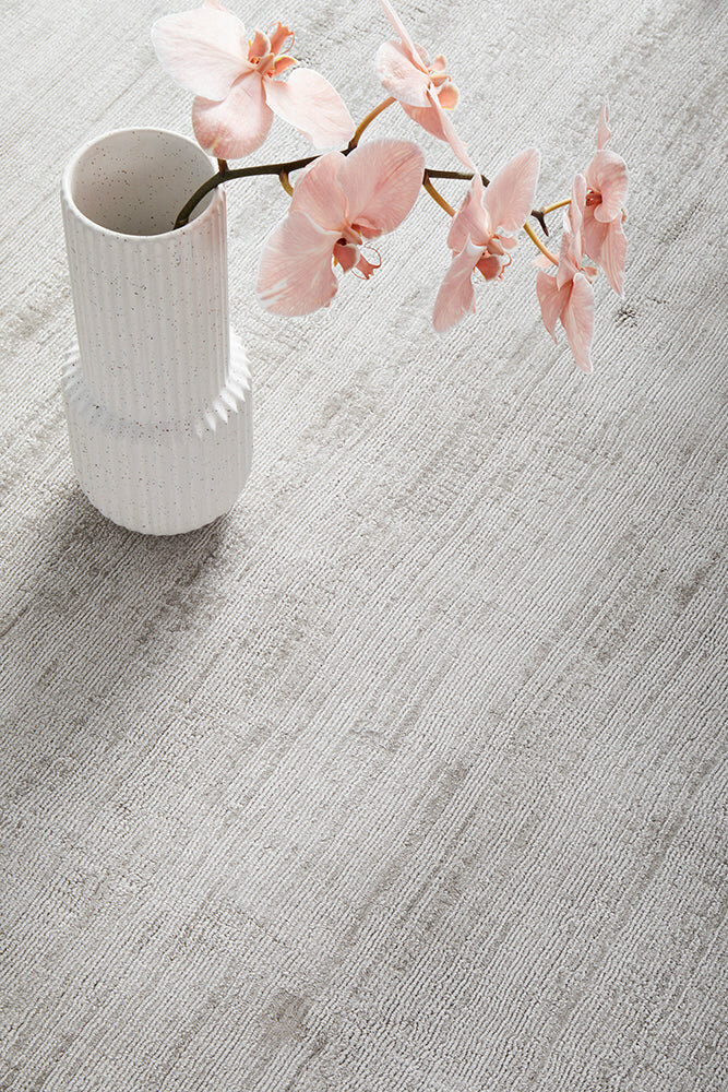 Rug Culture Bliss Medium Silver Rug 225X155CM - BLSSILV225X155 hero image