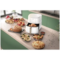 Philips 5000 Series 7.2L Connected Airfryer XXL White HD9285-00 hero image