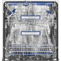 Smeg Diamond Series Freestanding Dishwasher Stainless Steel DWA615DX3 hero image