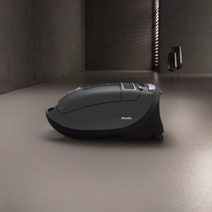 Miele 10797760 Complete C3 Family All-Rounder Vacuum Cleaner hero image