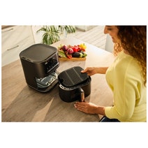 Braun MultiFry 5 Air Fryer HF5073IBK hero image