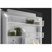 Fisher & Paykel Series 7 60cm 269L Integrated Bottom Mount Refrigerator RB6018BRV hero image