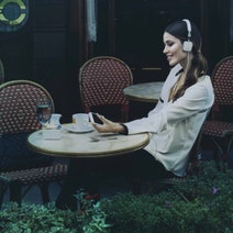 Harman Kardon HKSOHOIWHT Soho-I On-Ear Headphones hero image