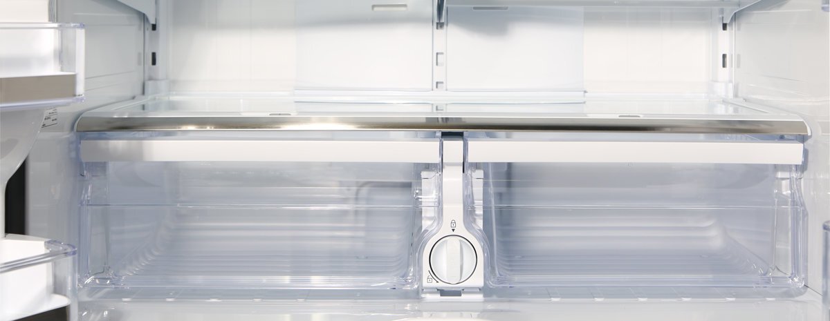 Samsung SRF677CDBLS 680L French Door Fridge hero image