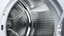 Siemens WT47Y7W0AU iQ800 9kg Heat Pump Dryer with selfCleaning Condenser hero image