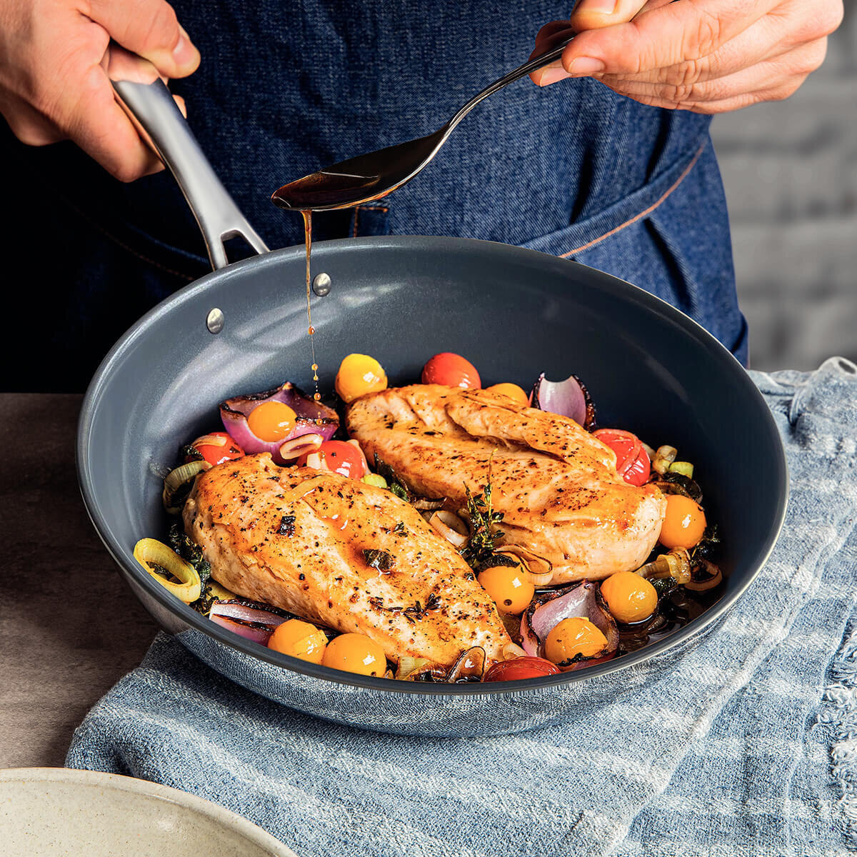 Tramontina Grano 20cm Tri-Ply Clad Ceramic Frying Pan 62155206 hero image