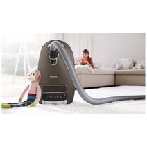 Miele Complete C3 Total Care Bagged Vacuum Cleaner 12396520 hero image