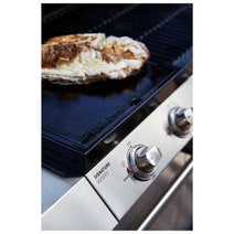 Beefeater BSB2050SA Signature 2000ES 5 Burner Built-In LPG BBQ hero image