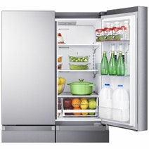 Hisense 670L PureFlat French Door Fridge HR6CDFF670S hero image