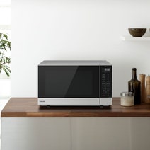 Panasonic 27L Flatbed Inverter Microwave NN-SF57QSQPQ hero image