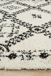 Rug Culture Saffron Medium White Rug 230X160CM - SAF-33-WHT-230X160 hero image