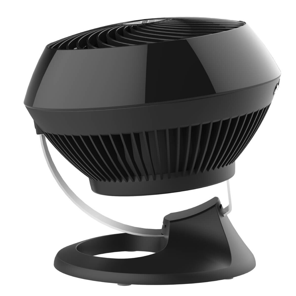 Vornado 560 Medium Air Circulator Fan Black 71560 hero image