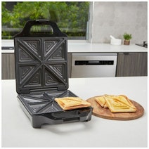 Westinghouse Four Slice Deep Fill Sandwich Maker Black WHSWM01K hero image