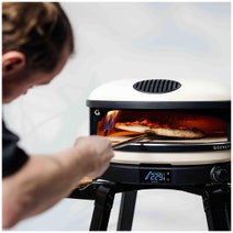 Gozney Arc XL Gas Pizza Oven Black GAPOBAU1624 hero image