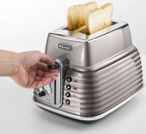 Delonghi CTZ2003BG Scultura 2 Slice Toaster hero image