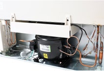 Fisher & Paykel E522BLE4 519L Bottom Mount Fridge hero image
