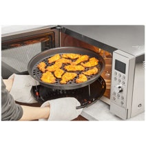 Panasonic 27L 4-in-1 Air Fry Convection Microwave NN-CD58RSQPQ hero image